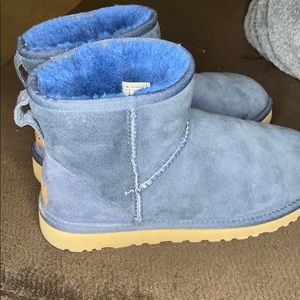 Navy blue uggs